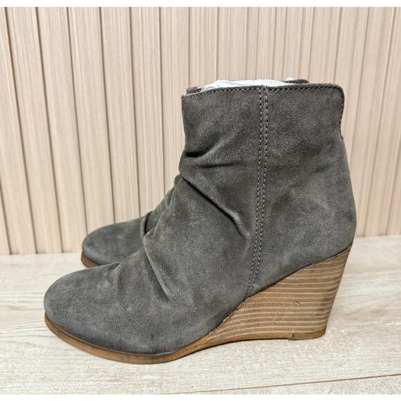 Diba Shoes - Diba Bailey Leather Suede Bootie Womens Sz 8.5M Shoes Wedge Heel in Grey